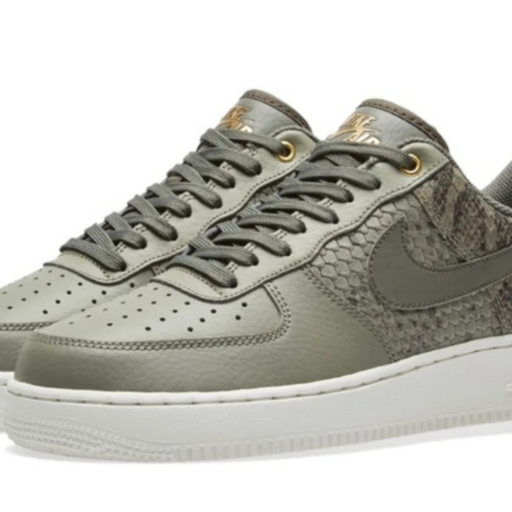 Nike Air Force 1 '07 LV8 River Rock Grey